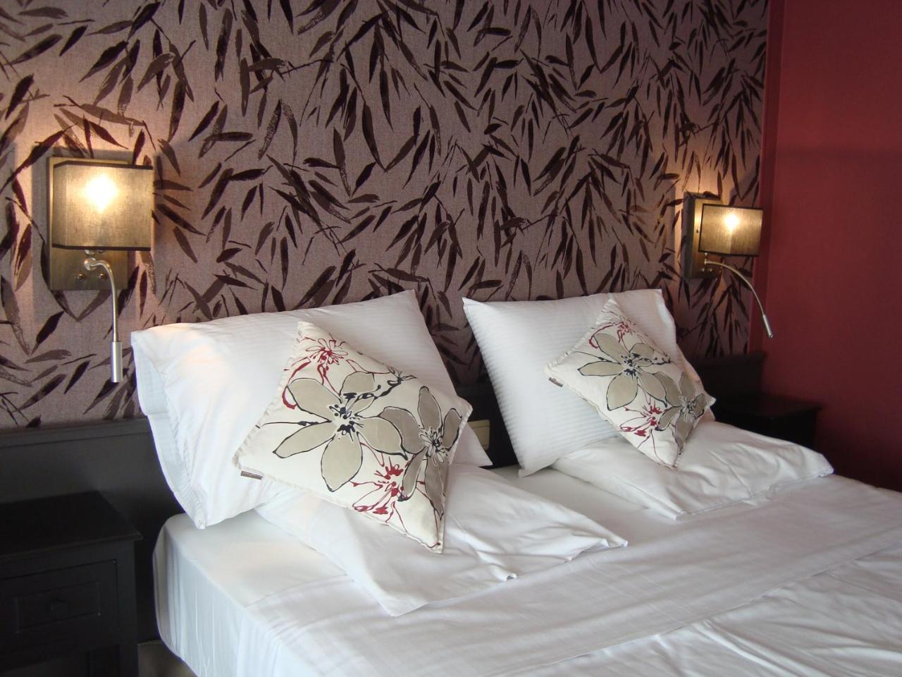 Hotel La Clochette à Celles  Extérieur photo