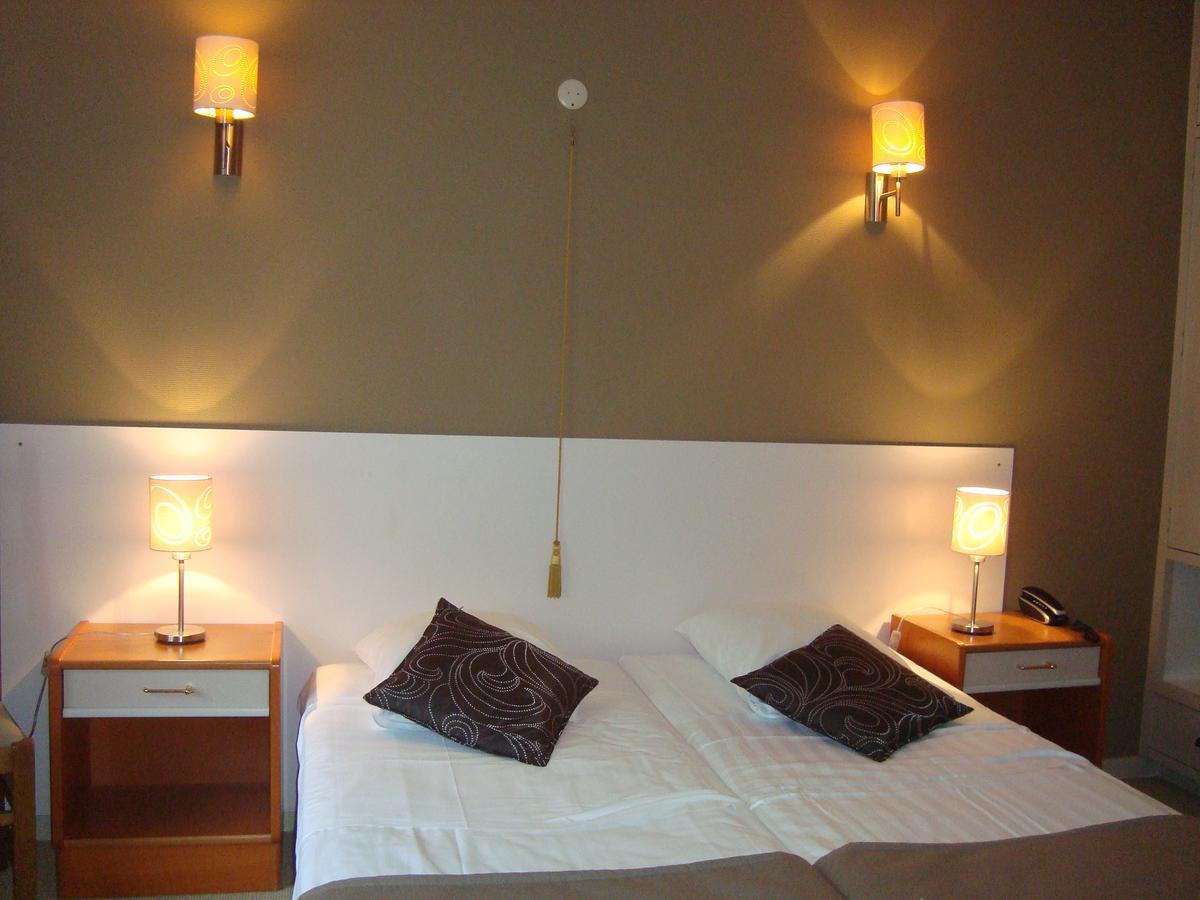 Hotel La Clochette à Celles  Extérieur photo